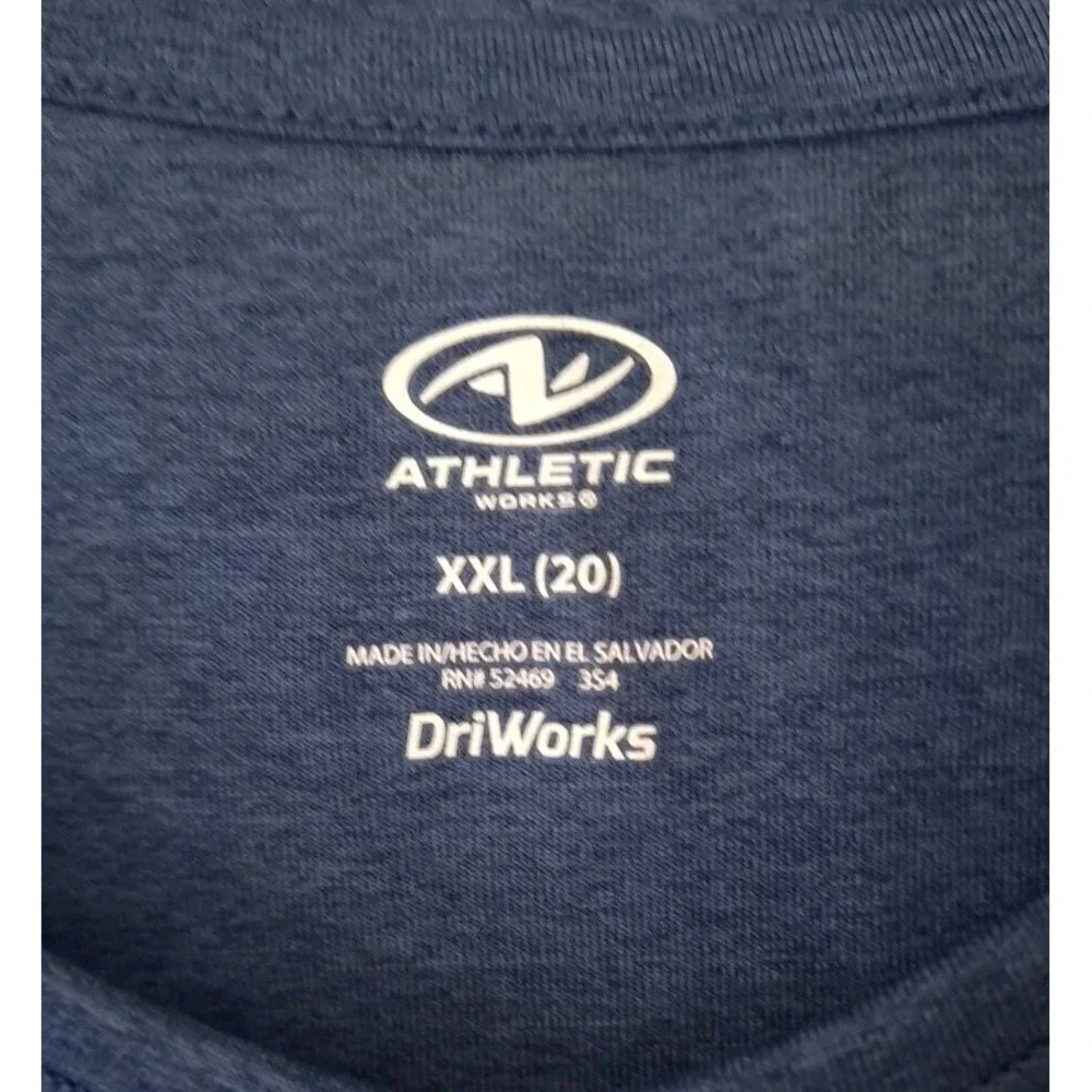 NWT Athletic Works DriWorks Women's V-Neck Blue T- Shirt Size 20 XXL 100% Polyes